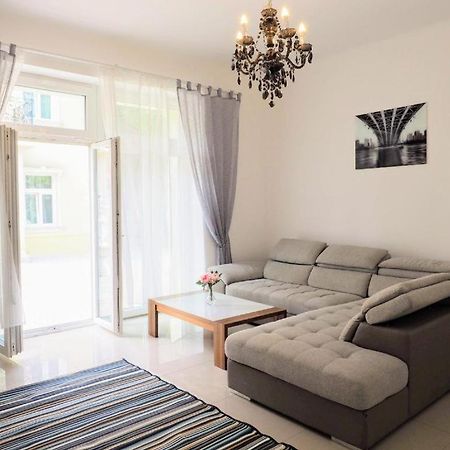 City Villa Schoenbrunn Apartments - Contactless 24H Check-In Wien Exterior foto