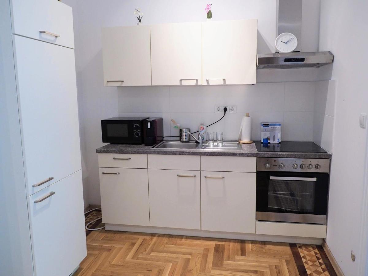 City Villa Schoenbrunn Apartments - Contactless 24H Check-In Wien Exterior foto