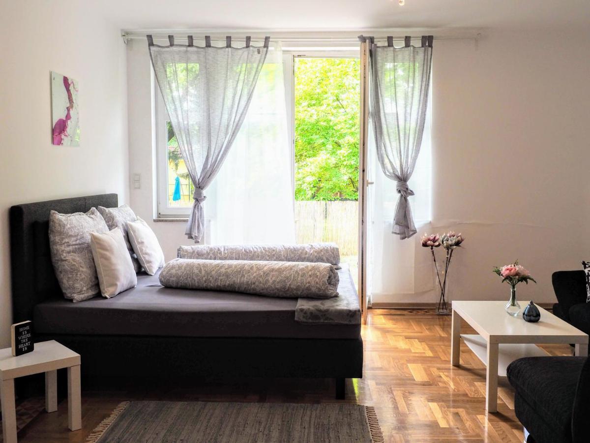 City Villa Schoenbrunn Apartments - Contactless 24H Check-In Wien Exterior foto