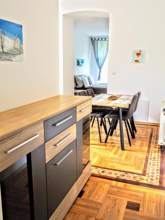 City Villa Schoenbrunn Apartments - Contactless 24H Check-In Wien Exterior foto