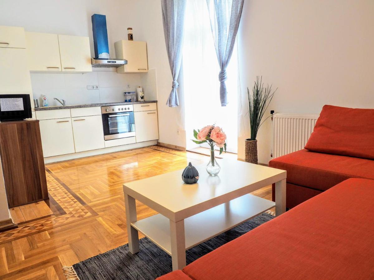 City Villa Schoenbrunn Apartments - Contactless 24H Check-In Wien Exterior foto